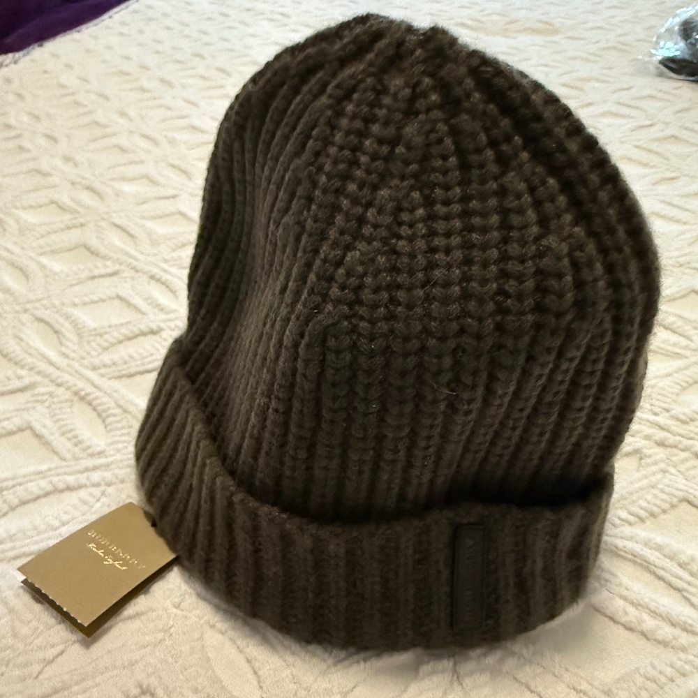 Burberry Dark Green Wool Bonnet - Picture 2 of 4